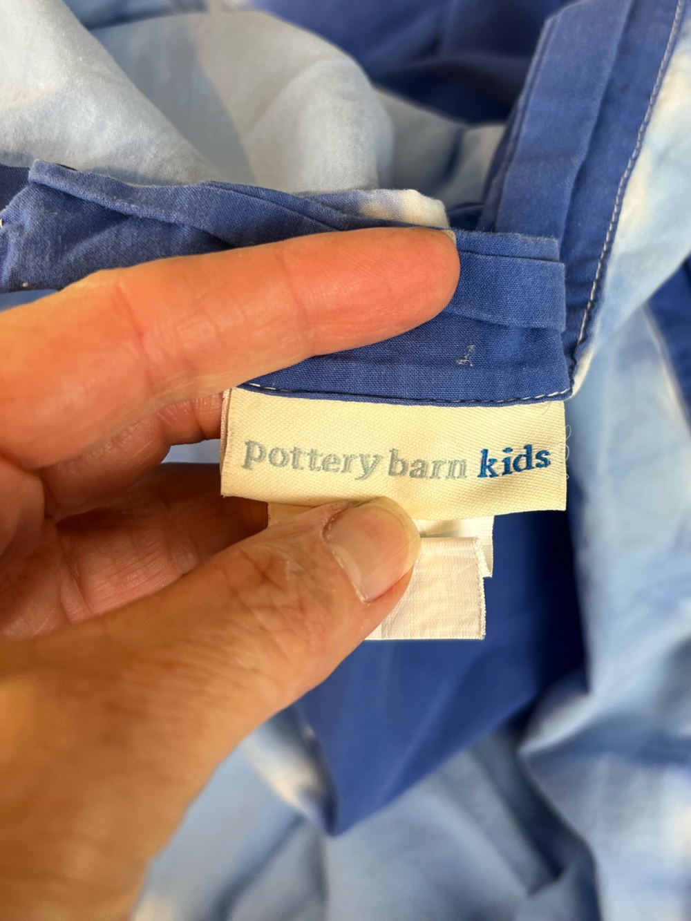 Pottery Barn Kids Tie Dye Blue and White Striped Twin Duvet Cover - Picture 2 of 11